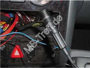 Anleitungen | Mercedes Allgemein | FM-Modulator zum Nachrsten eines AUX-Anschlusses: Bild 3