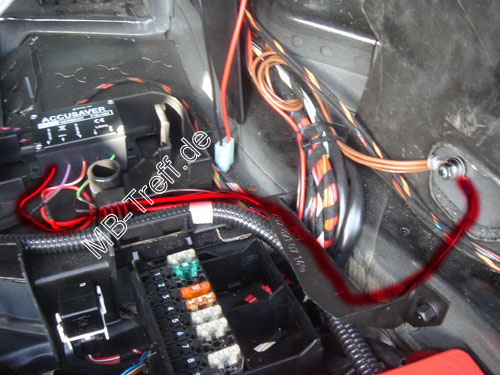 Anleitungen | Mercedes CLK-Klasse (c208) | Steckdose 12V im Kofferraum: Bild 28