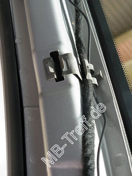 Anleitungen | Mercedes SLK-Klasse (r170) | Mikrofon fr FSE montieren und iPod-Anschluss einbauen: Bild 4