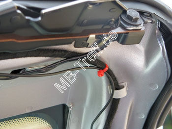 Anleitungen | Mercedes SLK-Klasse (r170) | Mikrofon fr FSE montieren und iPod-Anschluss einbauen: Bild 8