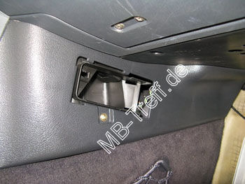 Anleitungen | Mercedes SLK-Klasse (r170) | Mikrofon fr FSE montieren und iPod-Anschluss einbauen: Bild 13