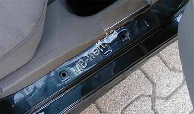 Anleitungen | Mercedes C-Klasse (w202) | Beleuchtete Einstiegsleisten nachrsten: Bild 6