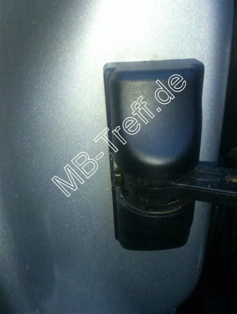 Anleitungen | Mercedes C-Klasse (w203) | Trfangband-Abdeckung in S-Klasse Optik: Bild 3