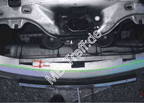 Anleitungen | Mercedes SLK-Klasse (r170) | Einbau des CLK-Grills: Bild 11