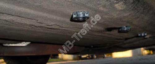 Anleitungen | Mercedes SLK-Klasse (r170) | FL: Seitenschweller an PreFacelift: Bild 15
