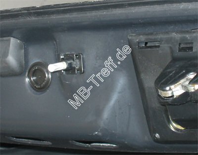 Anleitungen | Mercedes C-Klasse (w202) | Kofferraumbeleuchtung von vorMoPf auf nachMoPf: Bild 0
