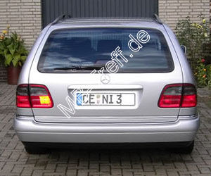 Anleitungen | Mercedes E-Klasse (w210) | FL: Rckleuchten an VorMoPf: Bild 4