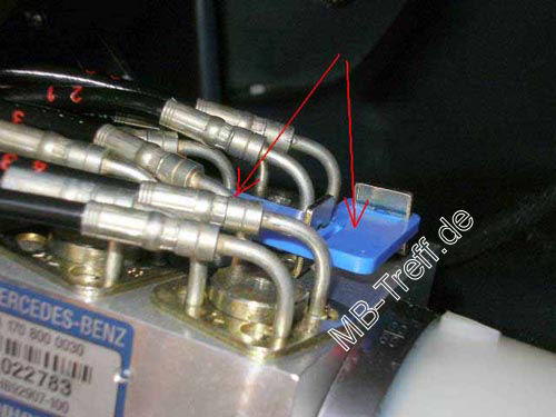 Tipps-tricks | Mercedes SLK-Klasse (r170) | Hydraulikpumpensicherung: Bild 3