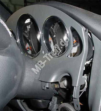 Tipps-tricks | Mercedes SLK-Klasse (r170) | Kombiinstrumentenbeleuchtung tauschen: Bild 10