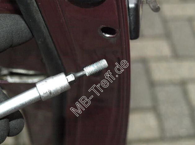 Tipps-tricks | Mercedes 200D - 500E (w124) | Türschloss der Vordertüren instand setzen: Bild 2
