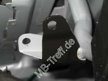 Tipps-tricks | Mercedes C-Klasse (w202) | Halter der Feder des Kofferraumdeckels reparieren: Bild 1