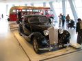 Kleines Treffen am Mercedes-Museum - E 230