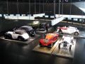 Kleines Treffen am Mercedes-Museum - E 230