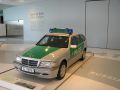 Kleines Treffen am Mercedes-Museum - E 230