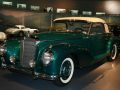 Kleines Treffen am Mercedes-Museum - Manuel